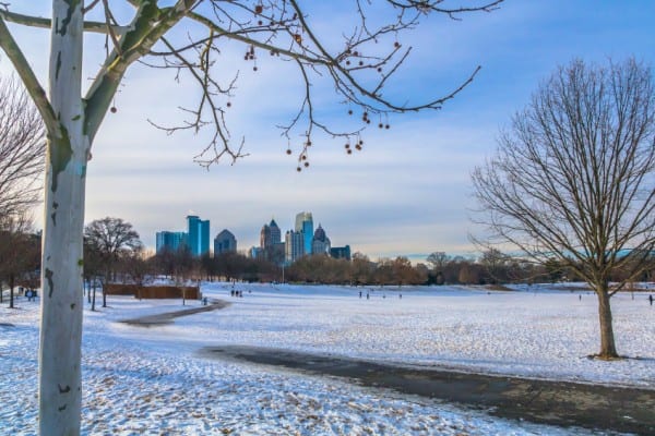 SAVING UP FOR HOLIDAY GIFTING? CHECK OUT THESE 9 GREAT FREE THINGS TO DO IN ATLANTA